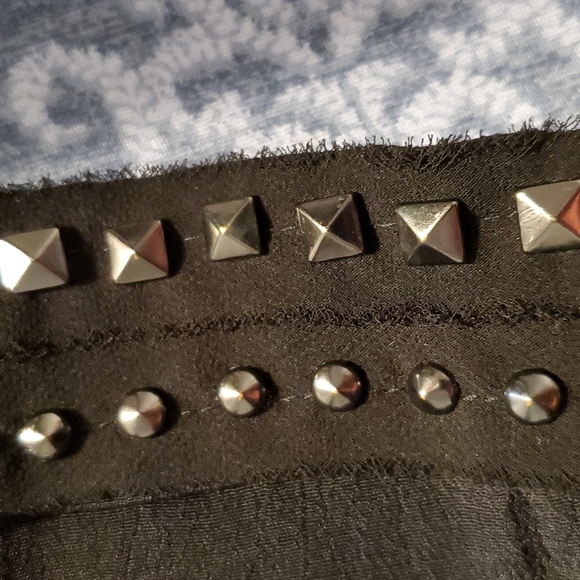 Top - Picture 7 of 8